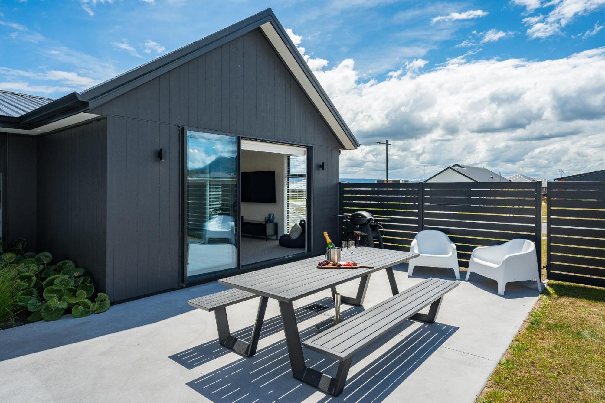 Harakeke Holiday Haven - Taupo Eksteriør bilde